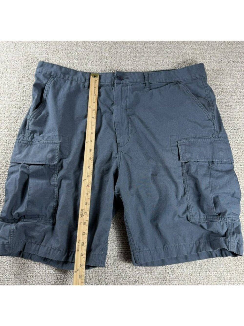 Levi's Pocket Ripstop Cargo Shorts Blue Hiking Fishing Men's Size 42 x 8 - Picture 4 of 8